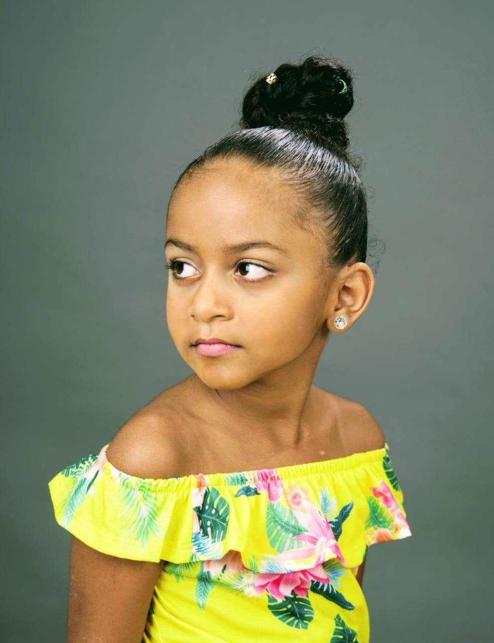 Taylor teen budget fashion model artist and stylist